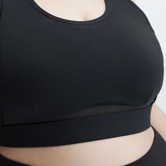 Fabletics Sports Bra - Picture 2 of 9